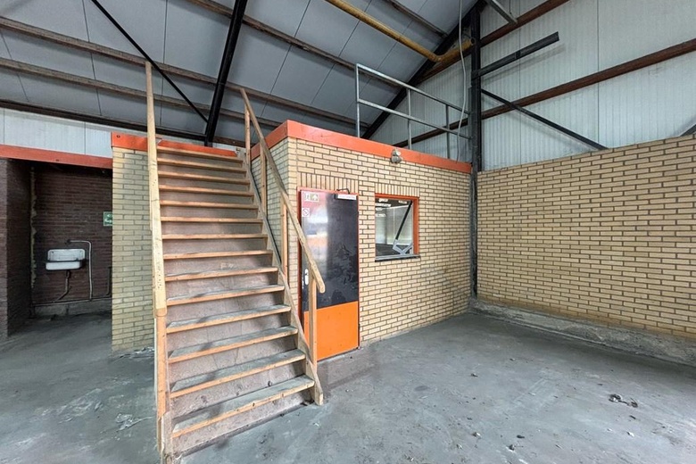 BedrijfsruimteaanBarakkenweg 5<br/> inEmmeloord BedrijfsruimteaanBarakkenweg 5<br/> inEmmeloord