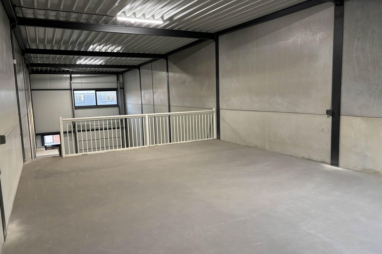 BedrijfsruimteaanAgriport 7 17<br/> inMiddenmeer