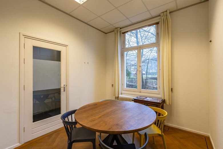 KantoorruimteaanInsulindelaan 30<br/> inHilversum