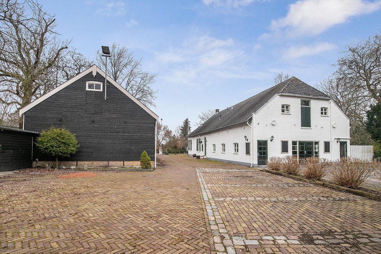 Horecaaan's-Gravenweg 178<br/> inCapelle aan den IJssel Horecaaan's-Gravenweg 178<br/> inCapelle aan den IJssel