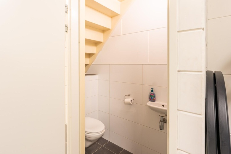BedrijfsruimteaanSalomonstraat 22<br/> inAlkmaar BedrijfsruimteaanSalomonstraat 22<br/> inAlkmaar