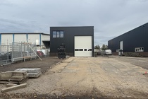 Bekijk foto 2 van eenheid 1 aan de Nijverheidsweg 9 A in Groot-Ammers