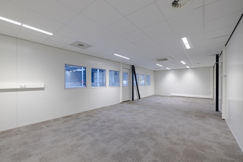 BedrijfsruimteaanLemelerbergweg 20<br/> inAmsterdam