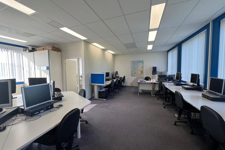 KantoorruimteaanSaffierborch 6 B<br/> inRosmalen KantoorruimteaanSaffierborch 6 B<br/> inRosmalen