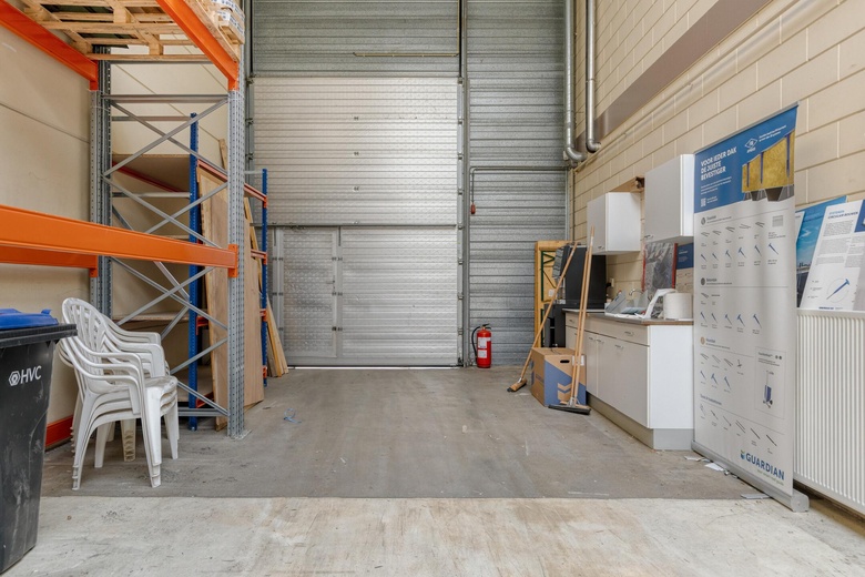 BedrijfsruimteaanDe Plaats 13<br/> inHendrik-Ido-Ambacht
