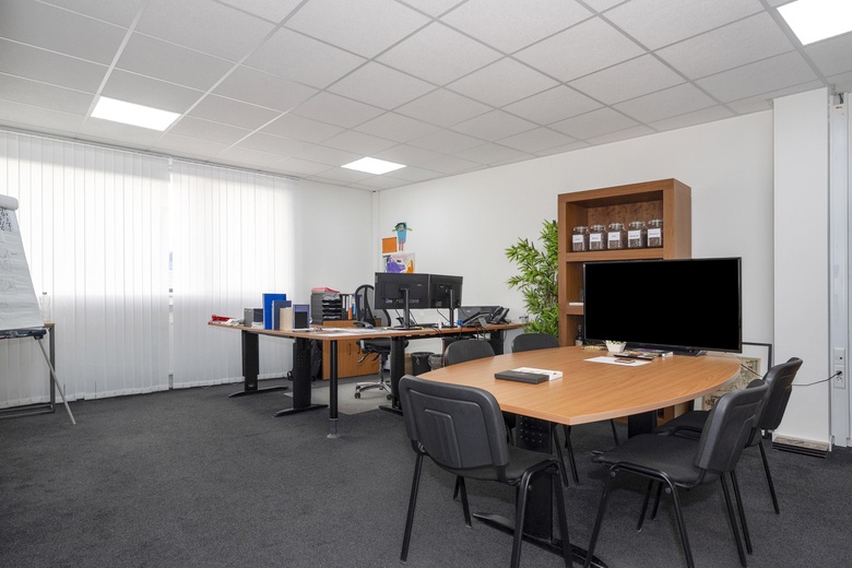 BedrijfsruimteaanOslostraat 60<br/> inSittard