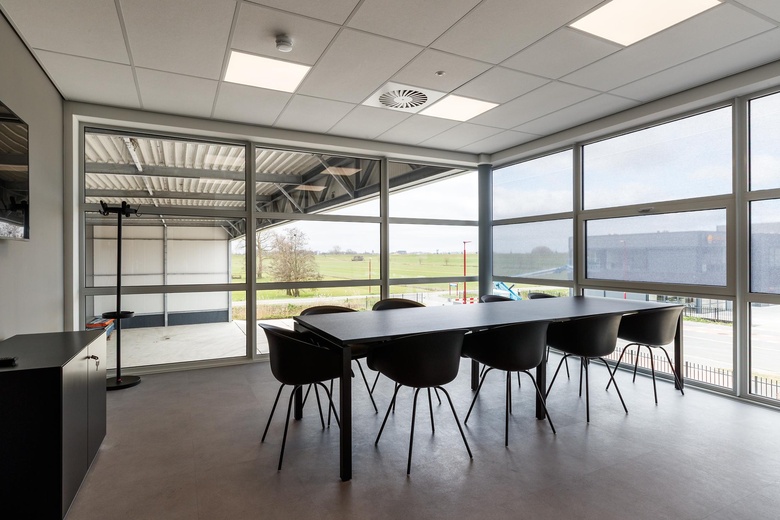 BedrijfsruimteaanDefensiedok 5<br/> inNieuwegein BedrijfsruimteaanDefensiedok 5<br/> inNieuwegein