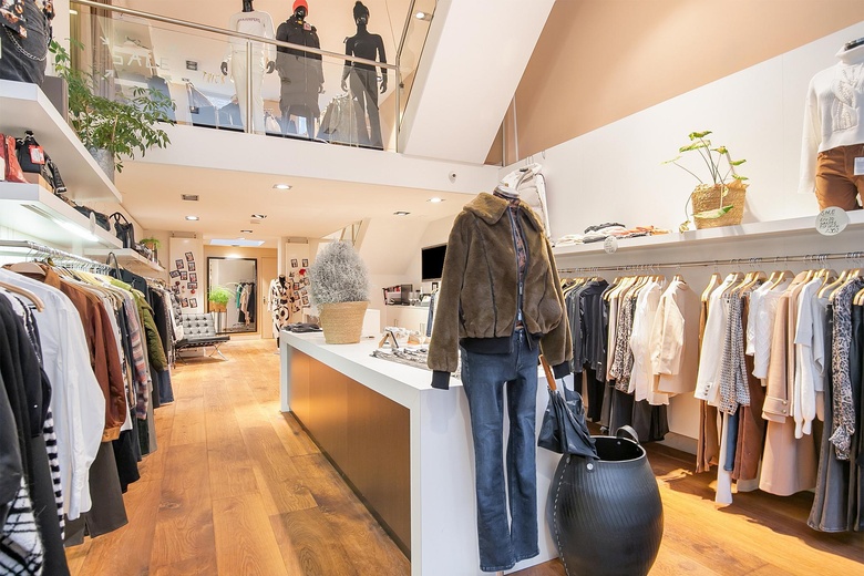 WinkelruimteaanSmedenstraat 31<br/> inDeventer WinkelruimteaanSmedenstraat 31<br/> inDeventer