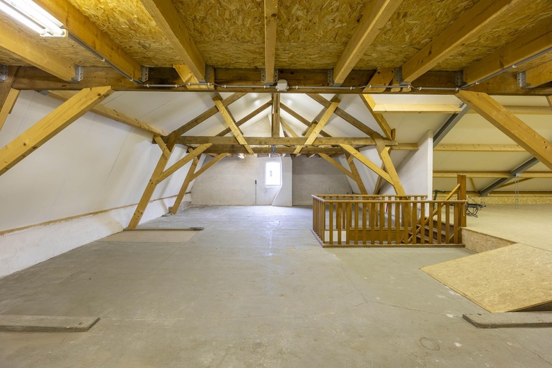 BedrijfsruimteaanOoster Thienweg 4<br/> inOostrum