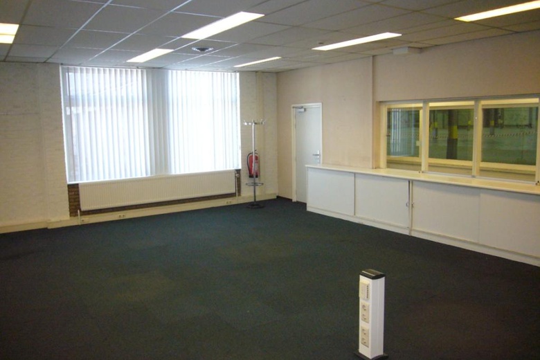 KantoorruimteaanMandenmakersstraat 1<br/> inZwijndrecht KantoorruimteaanMandenmakersstraat 1<br/> inZwijndrecht