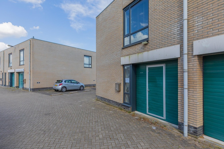 BedrijfsruimteaanMeer en Duin 367<br/> inLisse BedrijfsruimteaanMeer en Duin 367<br/> inLisse