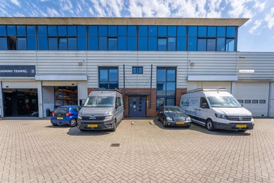 Bekijk foto 2 van Modemweg 21