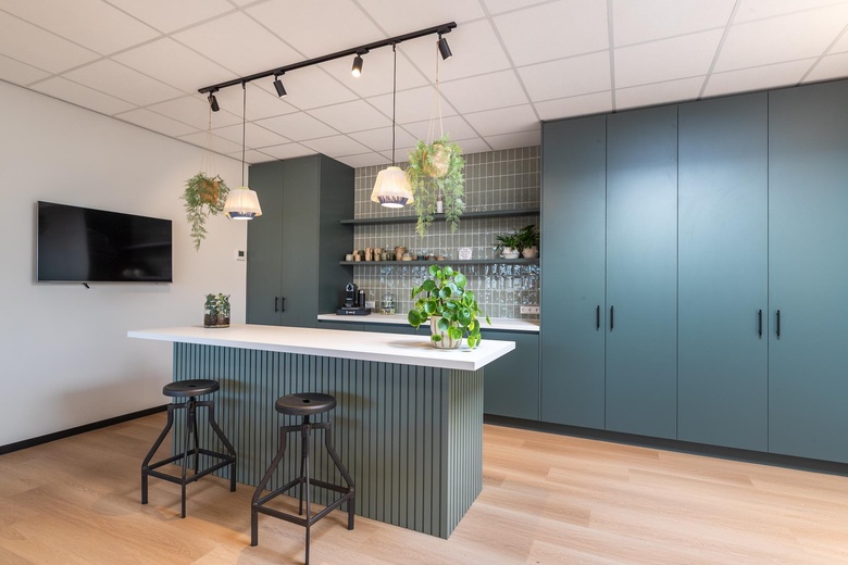 BedrijfsruimteaanBoerhaaveweg 48en 50<br/> inIJsselstein