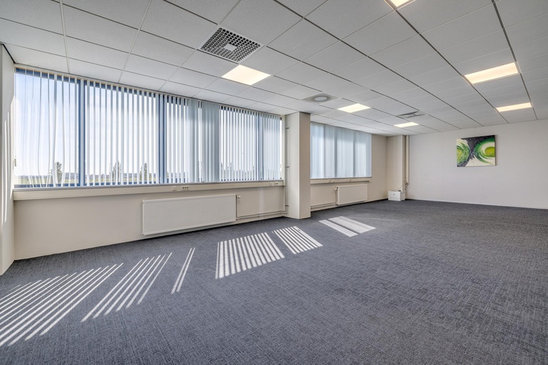 KantoorruimteaanRessenerbroek 24 a<br/> inHeteren KantoorruimteaanRessenerbroek 24 a<br/> inHeteren