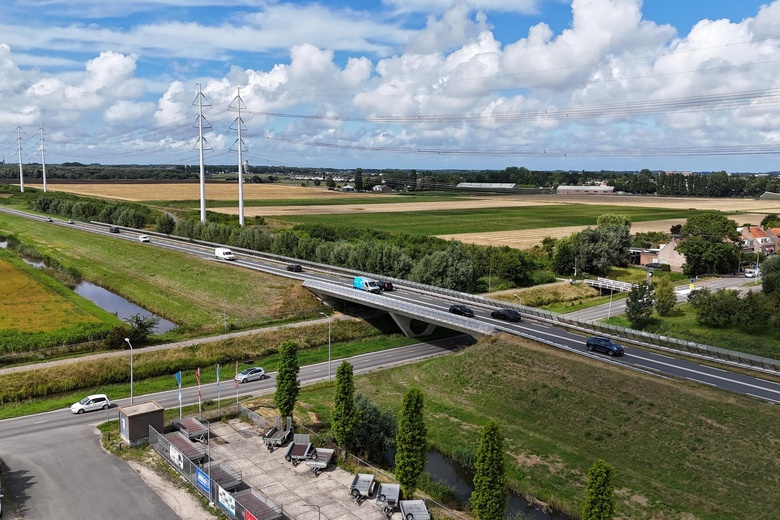 BedrijfsruimteaanVenneperweg 1037 B<br/> inNieuw-Vennep