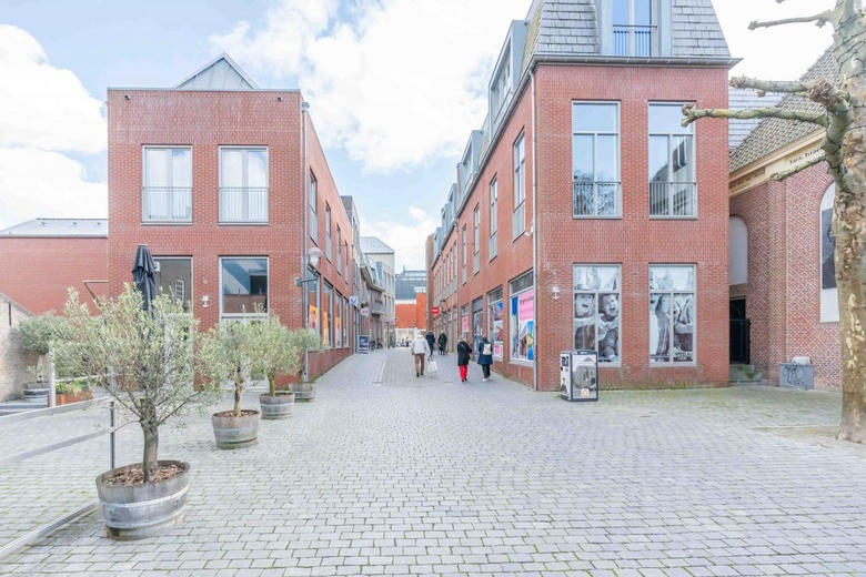 WinkelruimteaanVoetboog 4<br/> inBergen