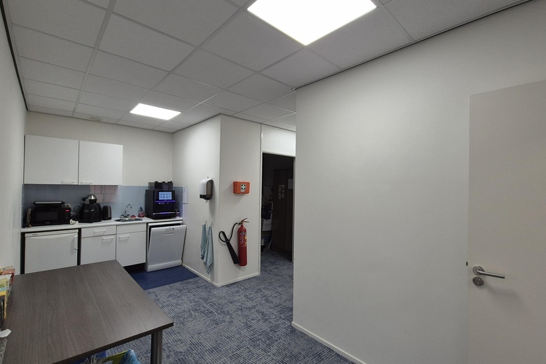 KantoorruimteaanLotustuin 99<br/> inRotterdam