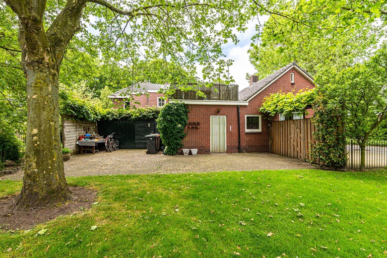 WinkelruimteaanButzelaarstraat 1<br/> inLuttenberg WinkelruimteaanButzelaarstraat 1<br/> inLuttenberg