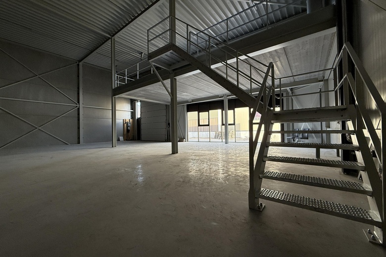 BedrijfsruimteaanHoolstraat 19<br/> inWeert