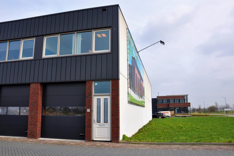 BedrijfsruimteaanDistributiestraat 51 a<br/> inGiessen BedrijfsruimteaanDistributiestraat 51 a<br/> inGiessen