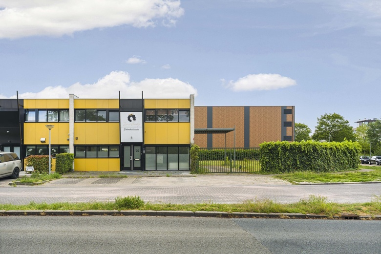 BedrijfsruimteaanOperetteweg 74<br/> inAlmere
