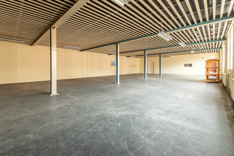 BedrijfsruimteaanHoutstraat 6<br/> inMegen BedrijfsruimteaanHoutstraat 6<br/> inMegen