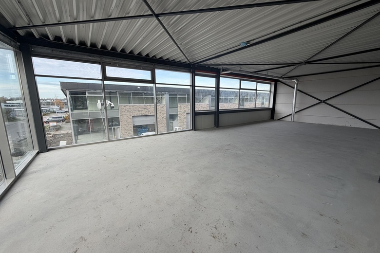 BedrijfsruimteaanWeerenweg 26 U 18<br/> inZwanenburg