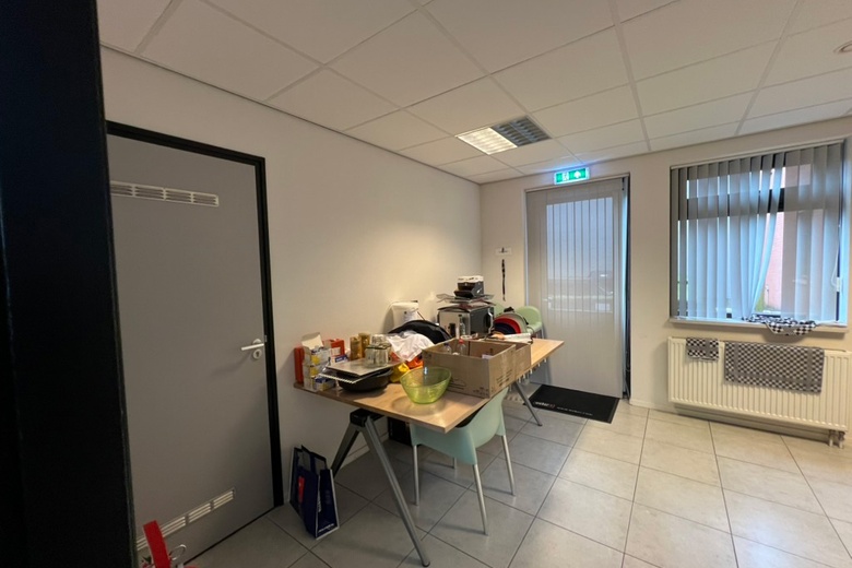 BedrijfsruimteaanTsjukemarwei 12<br/> inSint Nicolaasga