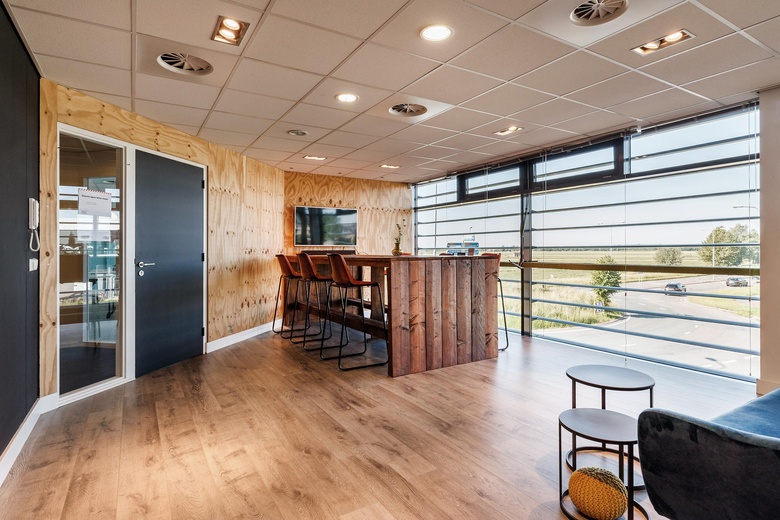 KantoorruimteaanEdisonweg 1c en 1d<br/> inIJsselstein