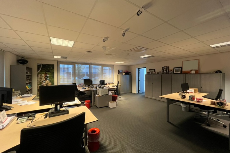 BedrijfsruimteaanTsjukemarwei 12<br/> inSint Nicolaasga