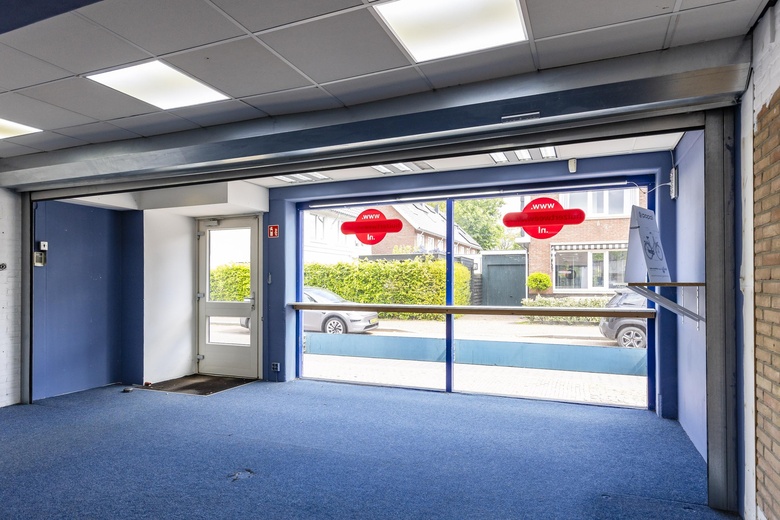 WinkelruimteaanLindenlaan 54<br/> inHuizen