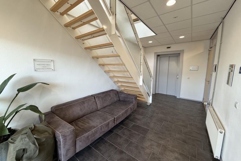 BedrijfsruimteaanDonk 7 a<br/> inBarendrecht