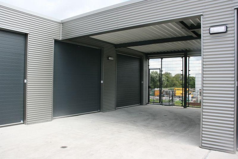 Bedrijfsruimteaan's-Gravenweg 326<br/> inNieuwerkerk aan den IJssel Bedrijfsruimteaan's-Gravenweg 326<br/> inNieuwerkerk aan den IJssel