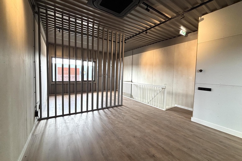 BedrijfsruimteaanHarmoniestraat 31<br/> inVelsen