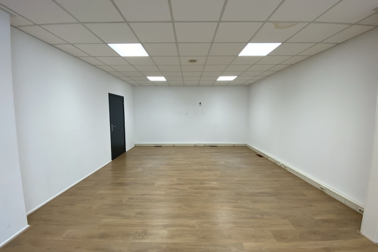 KantoorruimteaanCartografenweg 24<br/> inWaalwijk KantoorruimteaanCartografenweg 24<br/> inWaalwijk