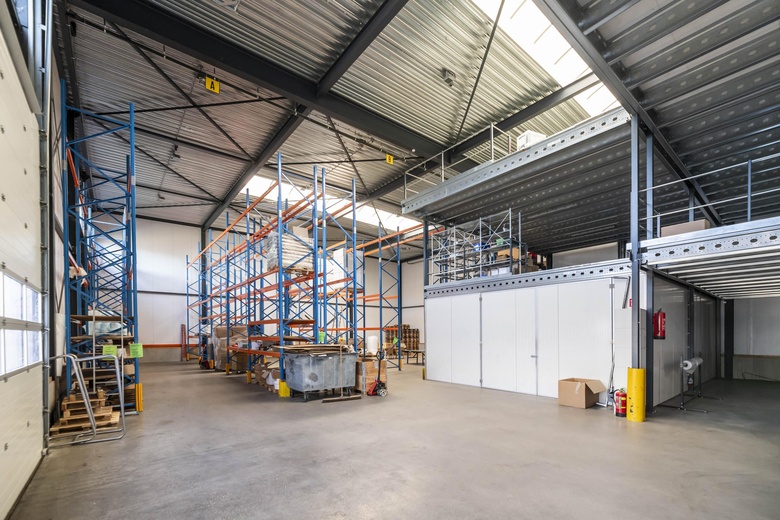 BedrijfsruimteaanSmederij 4<br/> inHardinxveld-Giessendam