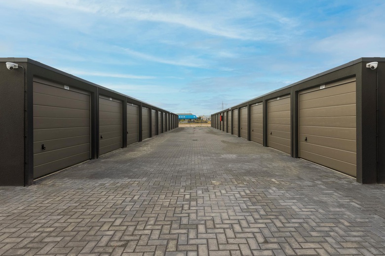 BedrijfsruimteaanGaragepark Venray 0 ong<br/> inOostrum