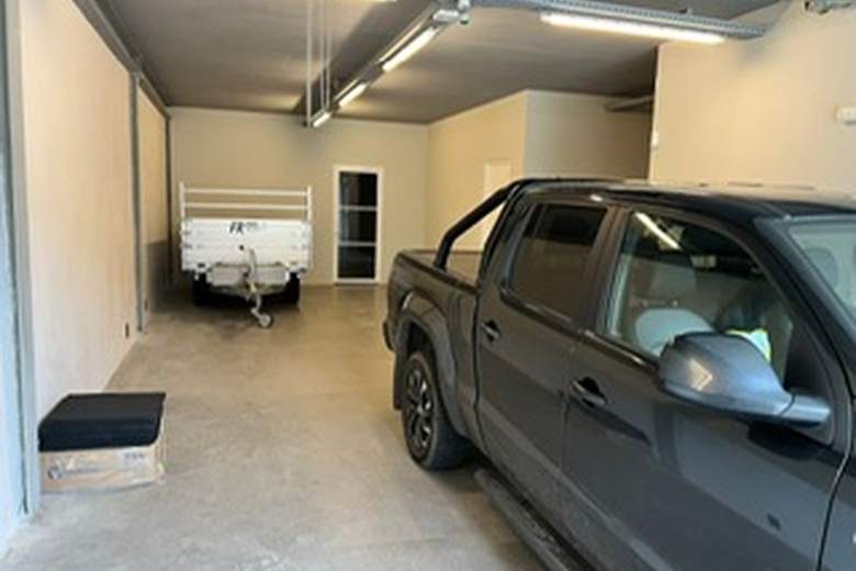 BedrijfsruimteaanSteenbakkerij 23<br/> inNieuwerkerk aan den IJssel