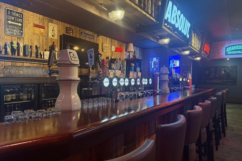 WinkelruimteaanStationsweg 3 a<br/> inSliedrecht