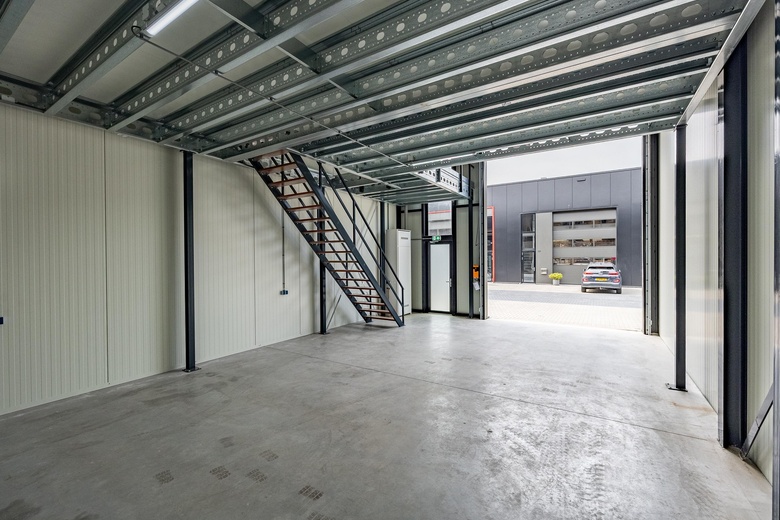 BedrijfsruimteaanHoltmede 13 c<br/> inZutphen BedrijfsruimteaanHoltmede 13 c<br/> inZutphen