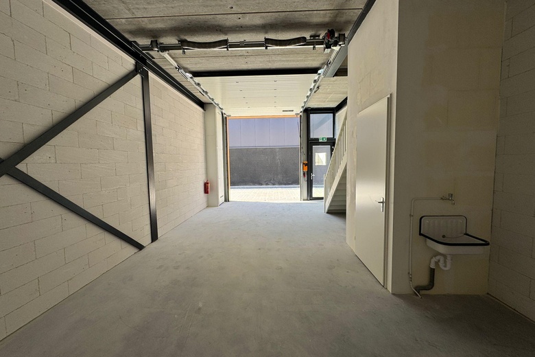 BedrijfsruimteaanFriezenstraat 12 B<br/> inRosmalen BedrijfsruimteaanFriezenstraat 12 B<br/> inRosmalen