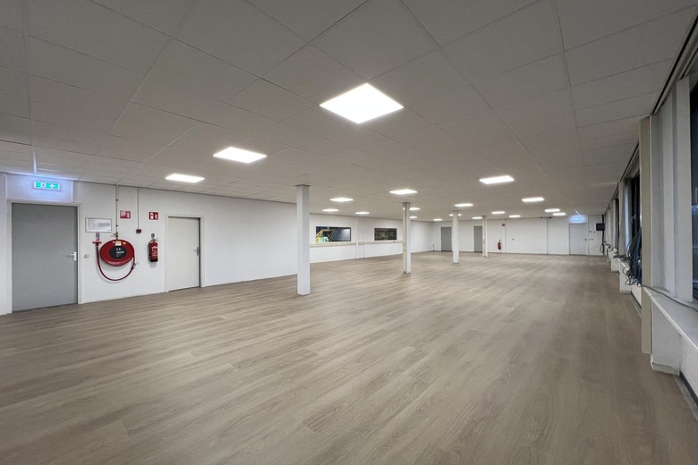 KantoorruimteaanSchillingweg 1<br/> inNieuw-Vennep KantoorruimteaanSchillingweg 1<br/> inNieuw-Vennep
