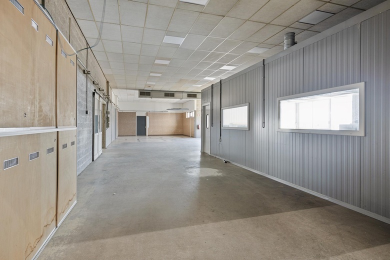 BedrijfsruimteaanNijverheidsstraat 9<br/> inLichtenvoorde BedrijfsruimteaanNijverheidsstraat 9<br/> inLichtenvoorde