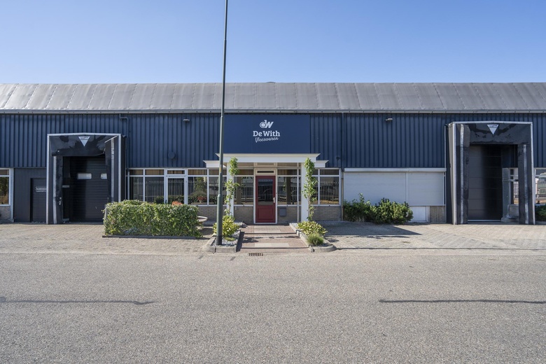 BedrijfsruimteaanIndustrieweg 31 - 33<br/> inWaardenburg BedrijfsruimteaanIndustrieweg 31 - 33<br/> inWaardenburg