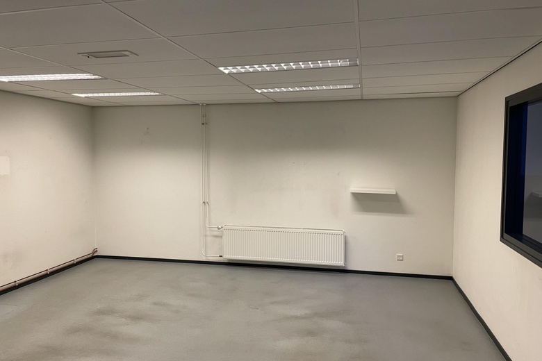 BedrijfsruimteaanLeemstraat 7<br/> inRoosendaal