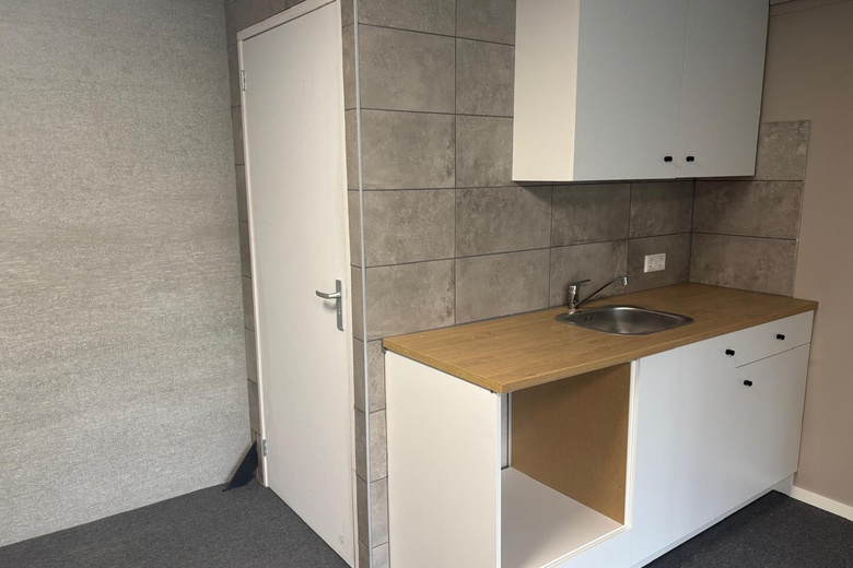 BedrijfsruimteaanGraaf van Solmsweg 99 E 9<br/> inDen Bosch BedrijfsruimteaanGraaf van Solmsweg 99 E 9<br/> inDen Bosch