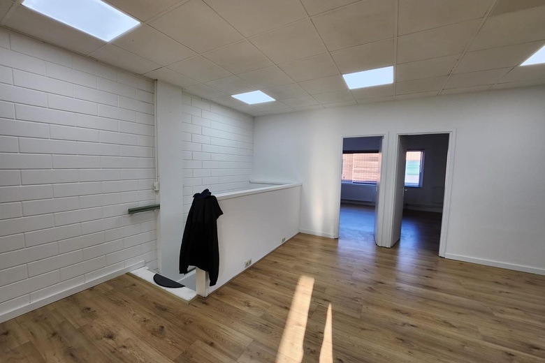 BedrijfsruimteaanSymon Spiersweg 7 B 1<br/> inZaandam