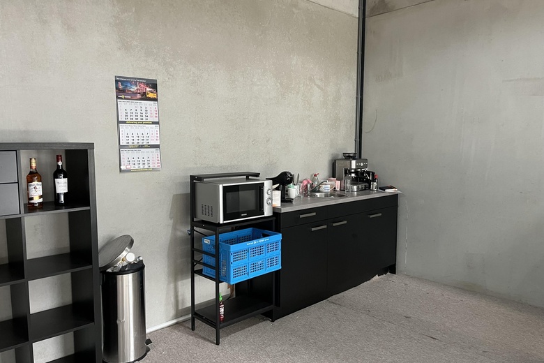 BedrijfsruimteaanDijkleger 55<br/> inVianen