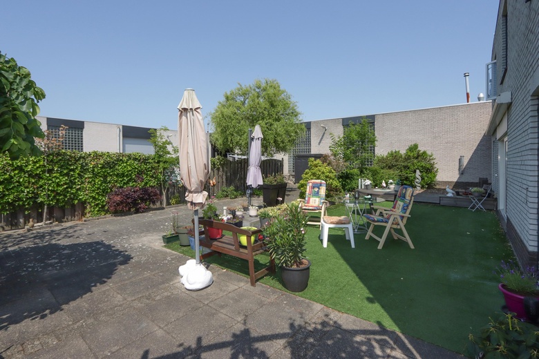 BedrijfsruimteaanZeilweg 13 - 17<br/> inLelystad