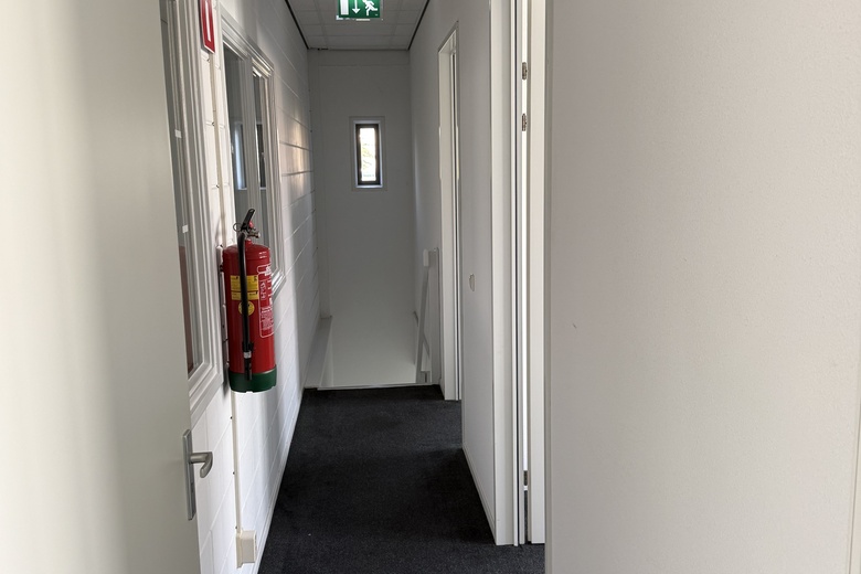 BedrijfsruimteaanJohn F. Kennedylaan 235<br/> inPanningen BedrijfsruimteaanJohn F. Kennedylaan 235<br/> inPanningen